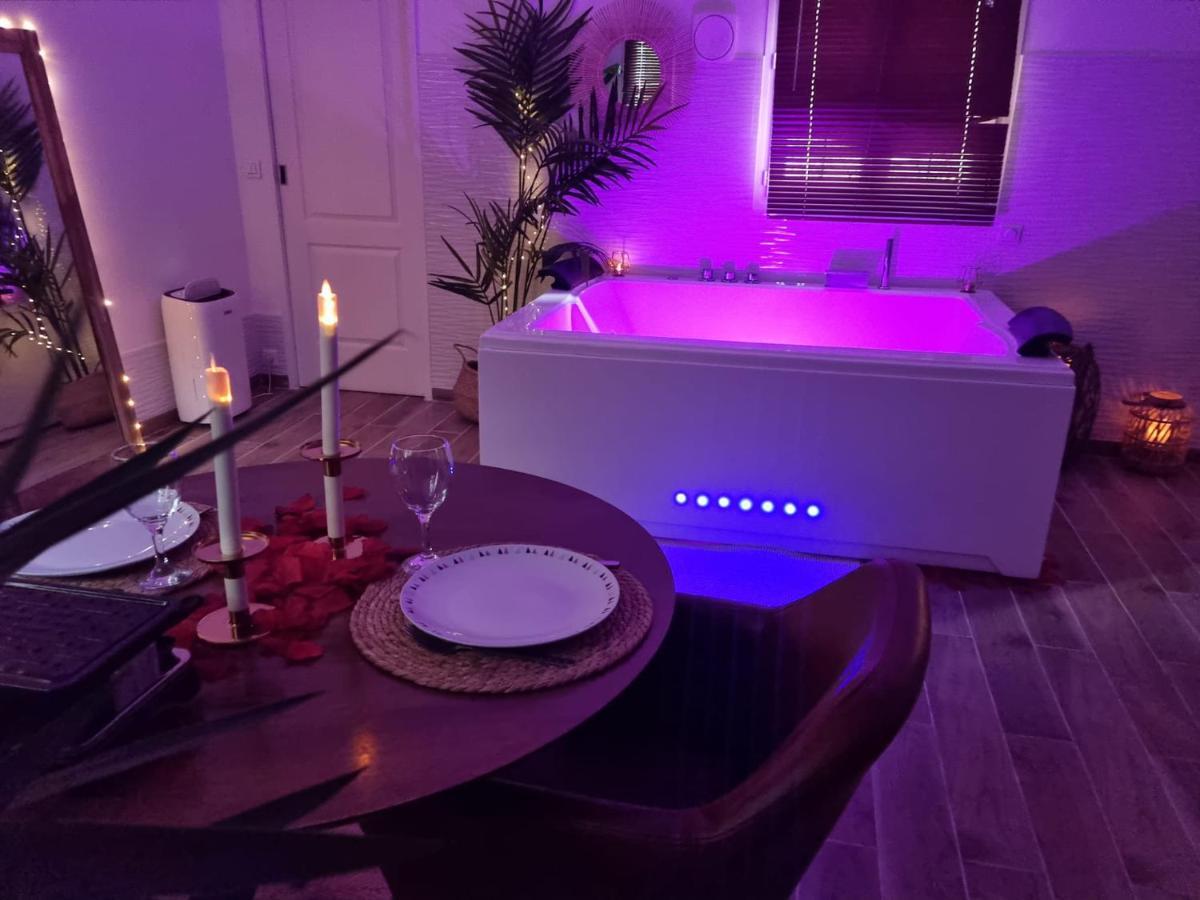 Suite De Charme Avec Jacuzzi Et Jardin Privatif Paris Au Calme Saint-Prix  Dış mekan fotoğraf