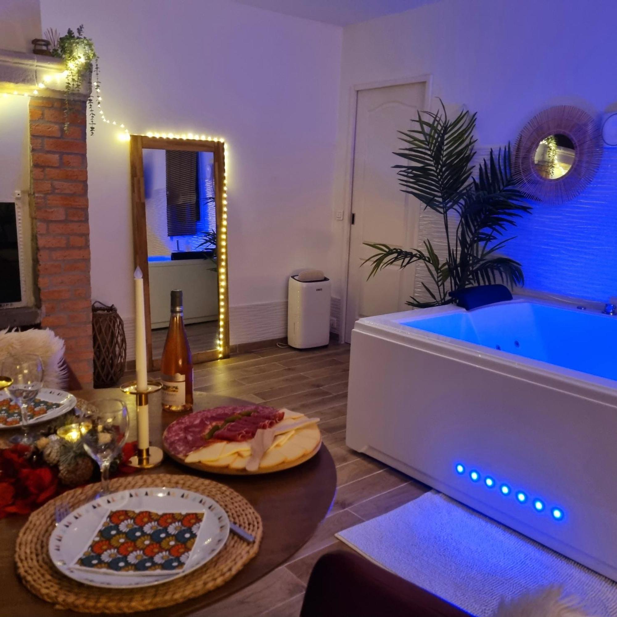 Suite De Charme Avec Jacuzzi Et Jardin Privatif Paris Au Calme Saint-Prix  Dış mekan fotoğraf