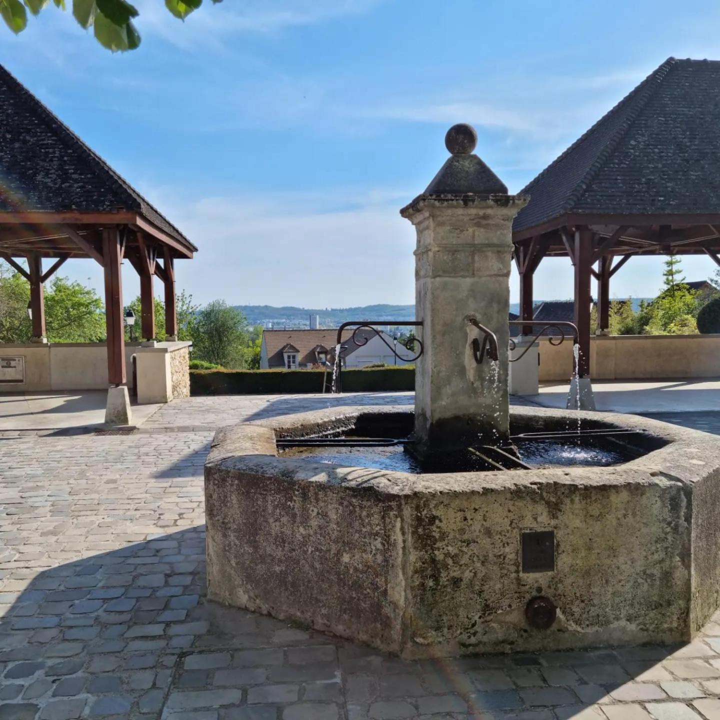 Suite De Charme Avec Jacuzzi Et Jardin Privatif Paris Au Calme Saint-Prix  Dış mekan fotoğraf