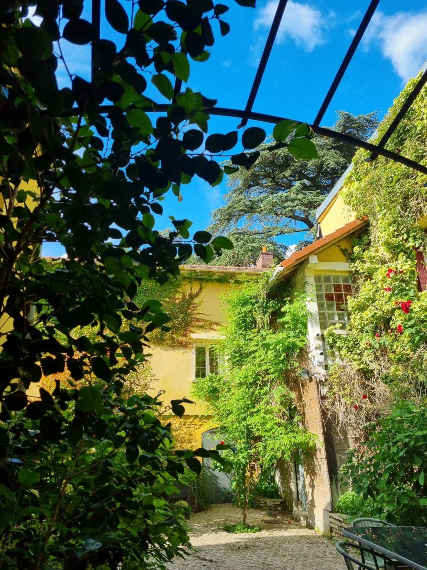 Suite De Charme Avec Jacuzzi Et Jardin Privatif Paris Au Calme Saint-Prix  Dış mekan fotoğraf