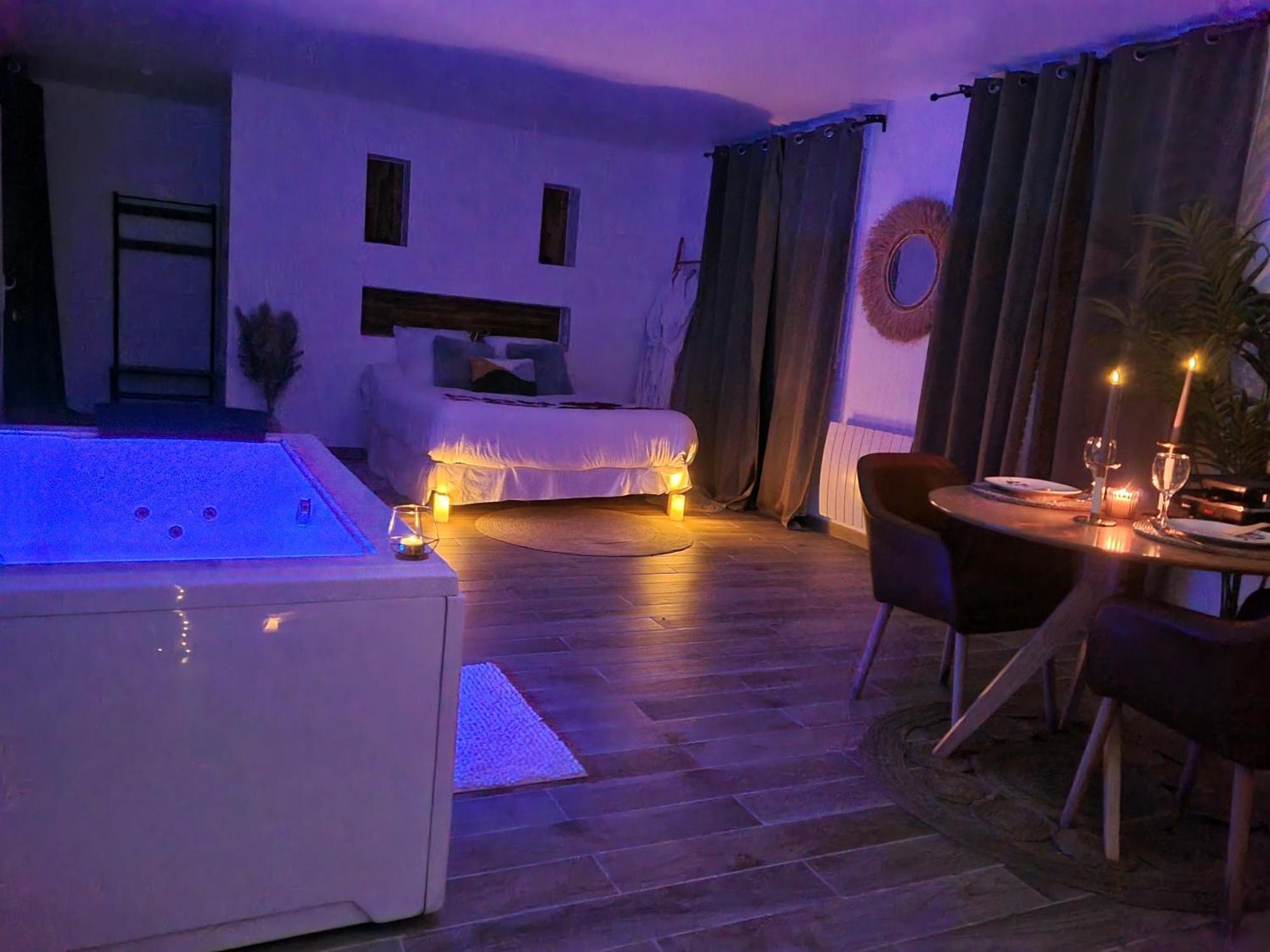 Suite De Charme Avec Jacuzzi Et Jardin Privatif Paris Au Calme Saint-Prix  Dış mekan fotoğraf