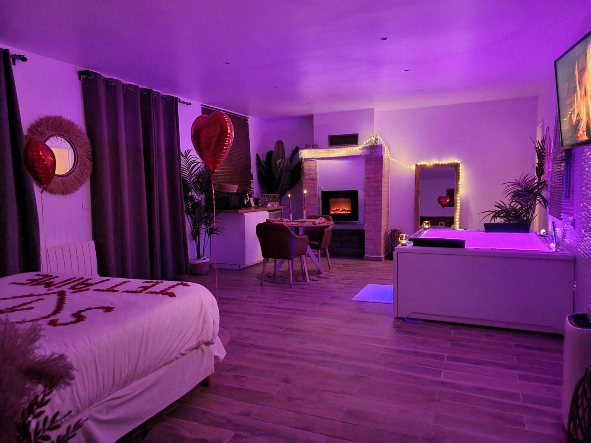 Suite De Charme Avec Jacuzzi Et Jardin Privatif Paris Au Calme Saint-Prix  Dış mekan fotoğraf